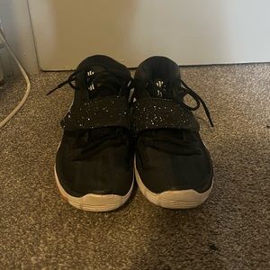 Size 6Y - Nike Kyrie 6 Jet Black 2019